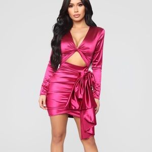 ‼️FASHION NOVA‼️twenty -fun pink dress 💕